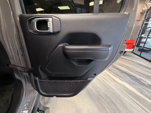 Used 2021 Jeep Wrangler Unlimited Sport AWD/4WD image 46