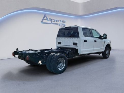 Used 2022 Ford F350 XLT image 5