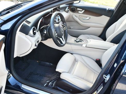 Used 2019 Mercedes-Benz C 300 4MATIC Sedan image 44