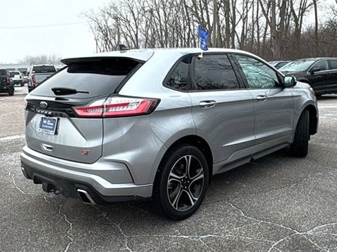 Certified 2023 Ford Edge ST image 4