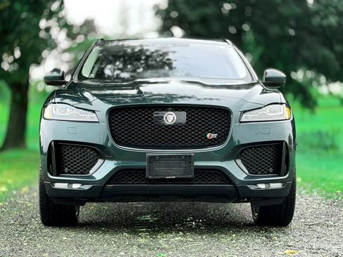 Used 2017 Jaguar F-PACE S AWD/4WD image 18