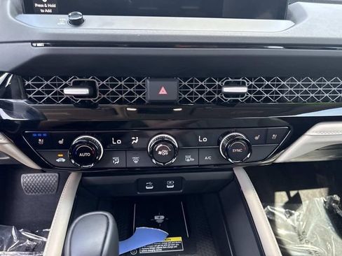 Certified 2025 Honda Accord Touring image 26