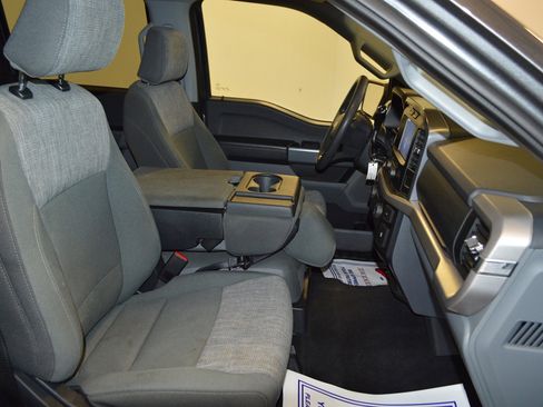 Used 2023 Ford F150 XLT image 11