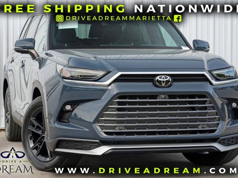 Used 2024 Toyota Grand Highlander AWD Hybrid image 2