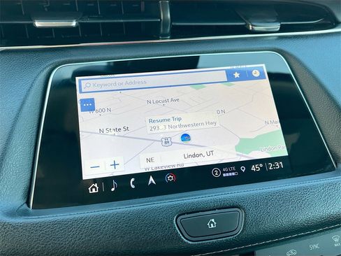 Used 2023 Cadillac XT4 Luxury w/ Cold Weather Package image 13