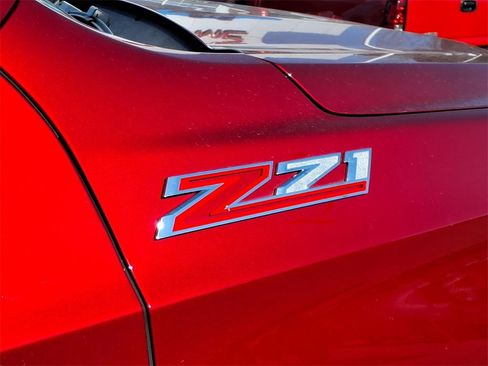 Used 2023 Chevrolet Tahoe Z71 w/ Luxury Package image 15