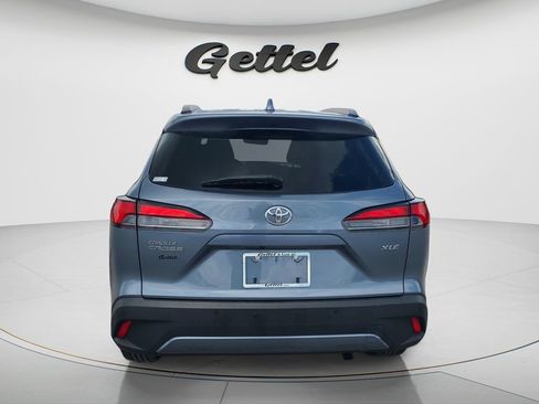 Certified 2023 Toyota Corolla Cross XLE w/ Convenience Package FWD image 6
