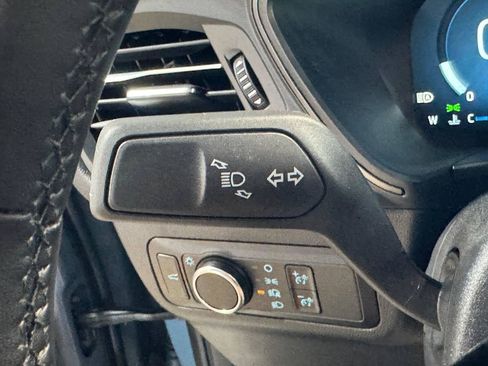 Used 2025 Ford Escape Active w/ Active Premium Tech Pack FWD image 23