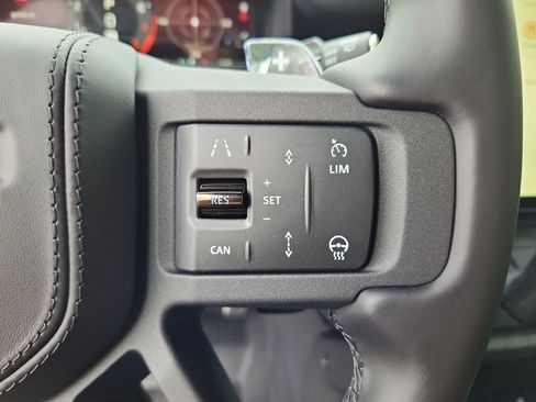 New 2026 Land Rover Defender 110 OCTA AWD/4WD image 18