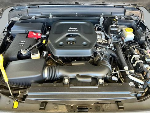 Used 2018 Jeep Wrangler Unlimited Sport image 20