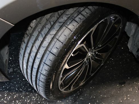 Used 2019 Toyota Corolla LE FWD image 30