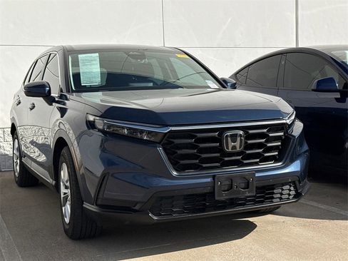 Used 2024 Honda CR-V LX image 3