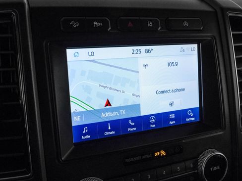 Used 2020 Ford Expedition Limited w/ Equipment Group 301A AWD/4WD image 27