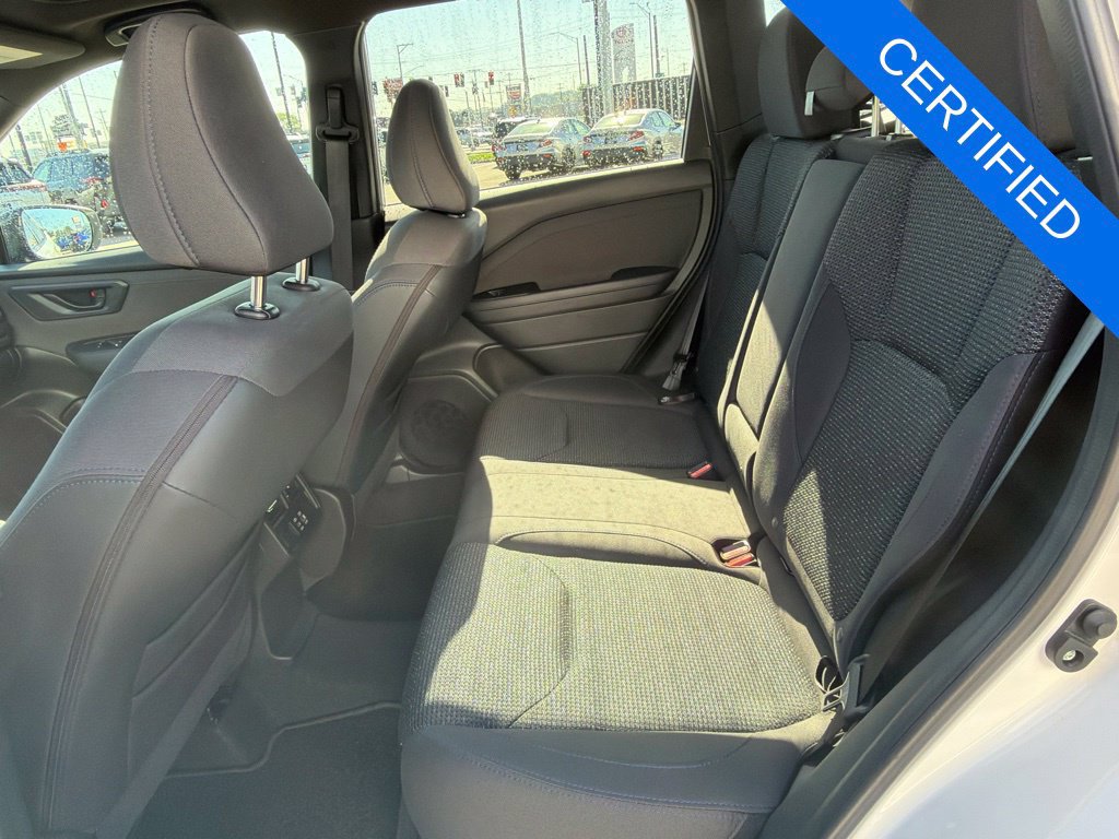 Certified 2025 Subaru Forester Premium AWD/4WD image 22