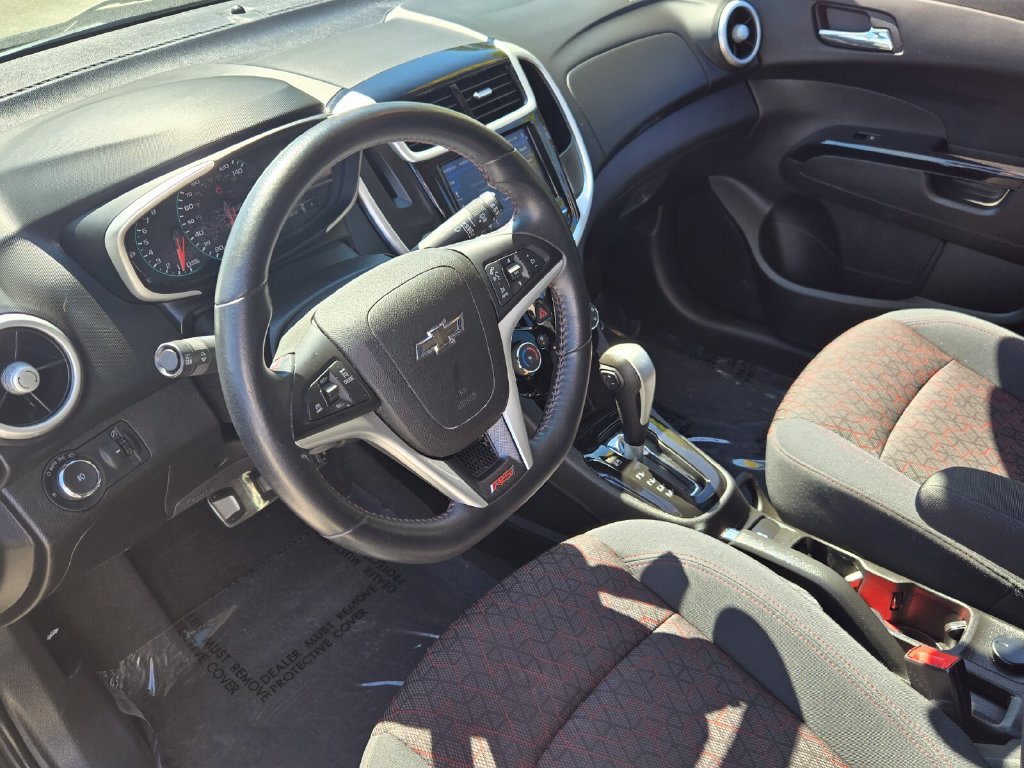 Used 2018 Chevrolet Sonic LT w/ Convenience Package FWD image 11
