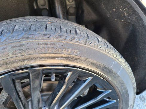 Used 2021 Lincoln Corsair Reserve image 9