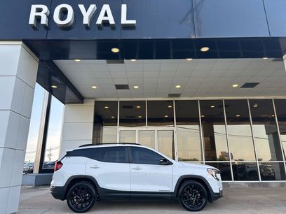 Used 2023 GMC Terrain SLE w/ Elevation Edition