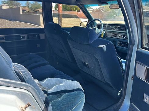 Used 1990 Oldsmobile 88 Royale Brougham image 19