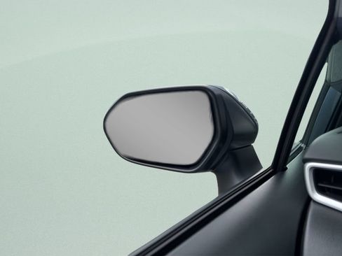 Used 2025 Toyota Corolla LE FWD image 9