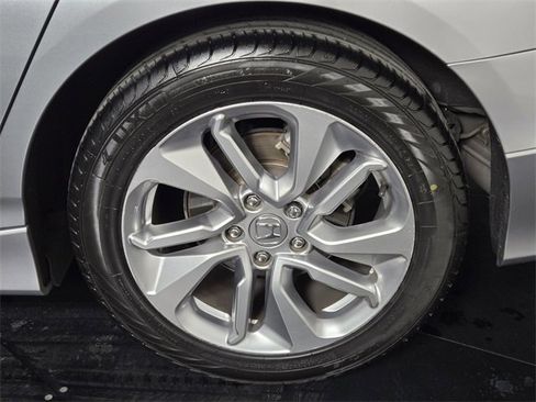 Used 2019 Honda Accord LX image 11