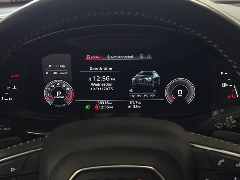 Used 2020 Audi Q8 Prestige image 37