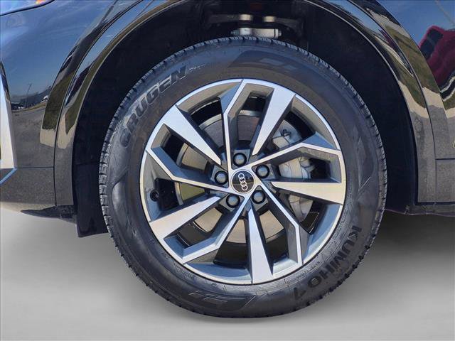 Used 2023 Audi Q5 2.0T Premium Plus w/ Premium Plus Package AWD/4WD image 24