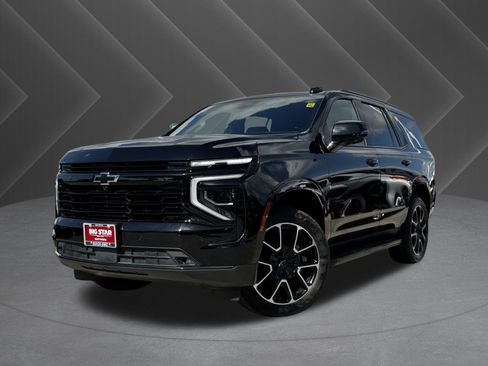 Used 2025 Chevrolet Tahoe RST w/ Comfort Package AWD/4WD image 2