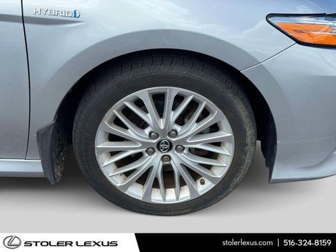 Used 2018 Toyota Camry XLE w/ Audio Package FWD image 7