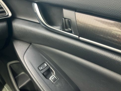 Certified 2022 Honda Accord Sport image 31