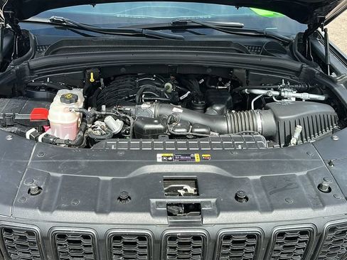 Used 2022 Jeep Grand Cherokee L Laredo AWD/4WD image 31