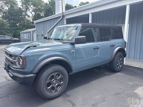 Used 2023 Ford Bronco Big Bend AWD/4WD image 3