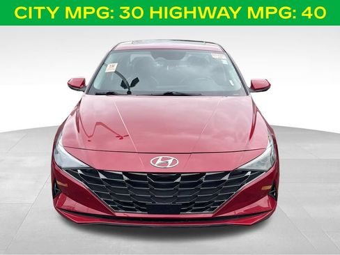 Used 2023 Hyundai Elantra Limited w/ Cargo Package FWD image 3