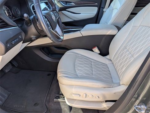 Used 2023 Buick Enclave Avenir w/ Avenir Technology Package image 15