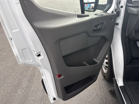 Used 2024 Ford Transit 350 w/ Exterior Upgrade Package RWD image 9