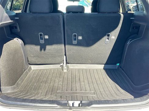 Used 2024 Nissan Kicks S image 23