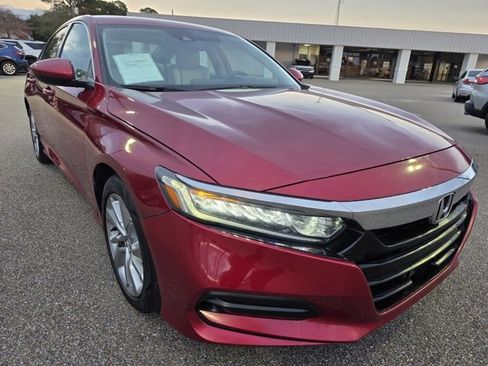 Used 2020 Honda Accord LX image 2