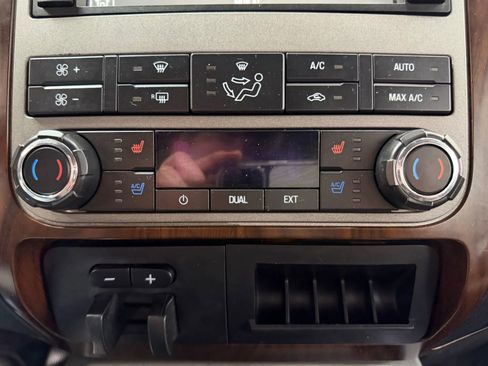 Used 2012 Ford F250 Lariat w/ Lariat Ultimate Pkg image 25