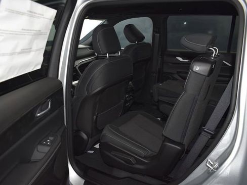 New 2026 Jeep Grand Cherokee L 4WD image 29