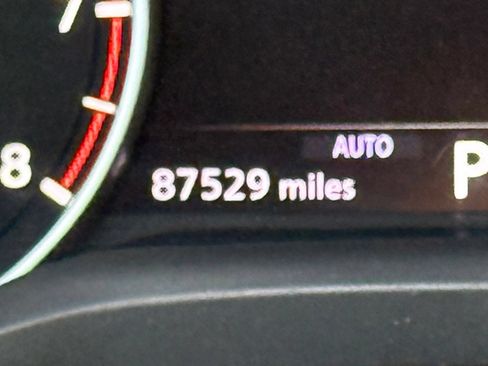 Used 2021 Nissan Rogue S AWD/4WD image 30