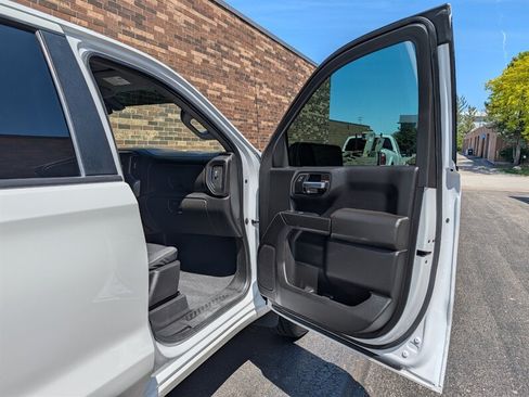 Used 2021 Chevrolet Silverado 1500 Custom w/ LPO, Dark Essentials Package AWD/4WD image 18