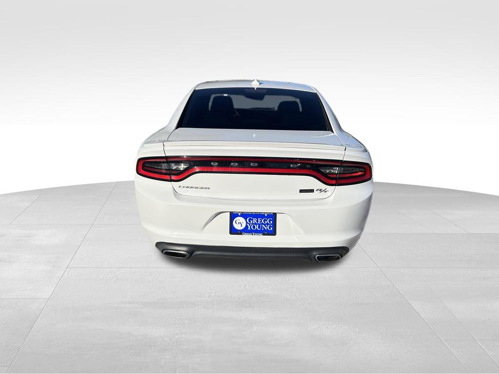 Used 2016 Dodge Charger R/T RWD image 5