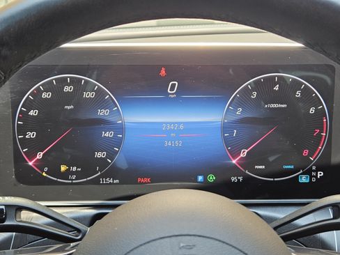 Used 2023 Mercedes-Benz C 300 Sedan image 13