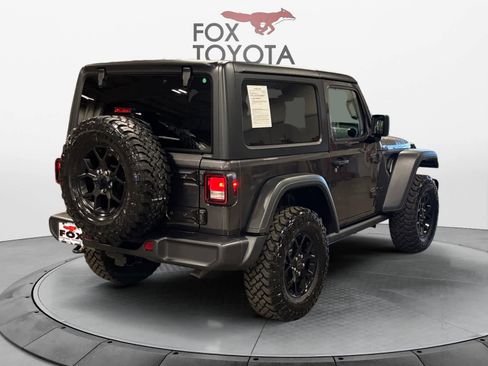 Used 2025 Jeep Wrangler Willys image 5