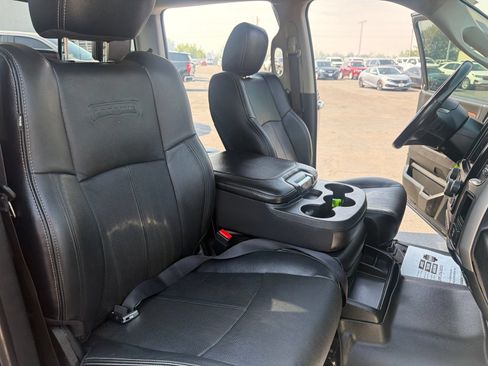 Used 2018 RAM 1500 Laramie AWD/4WD image 29