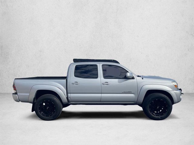 Used 2011 Toyota Tacoma PreRunner w/ TRD Sport Pkg w/JBL Audio RWD image 4