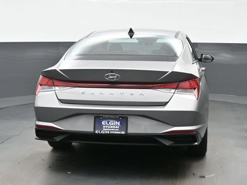 Certified 2023 Hyundai Elantra SEL FWD image 5