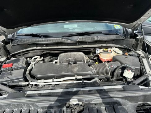 Used 2022 Chevrolet Silverado 1500 Custom w/ LPO, Dark Essentials Package image 12