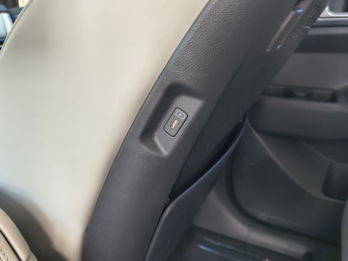 Used 2024 Hyundai Santa Fe SEL FWD image 17