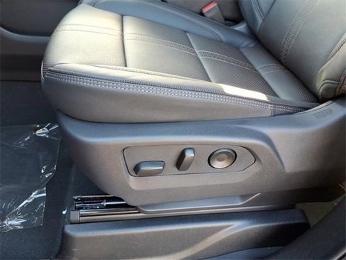 New 2026 Chevrolet Suburban High Country image 7