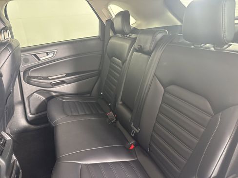 Used 2024 Ford Edge SEL image 12